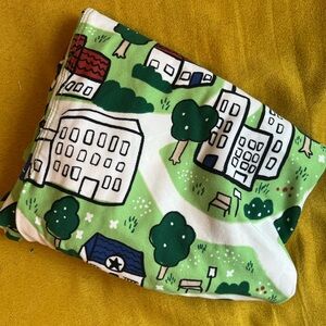 Green Village Print Leggings